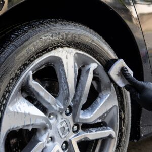 Meguiar’s Hot Rims Wheel and Tire Cleaner
